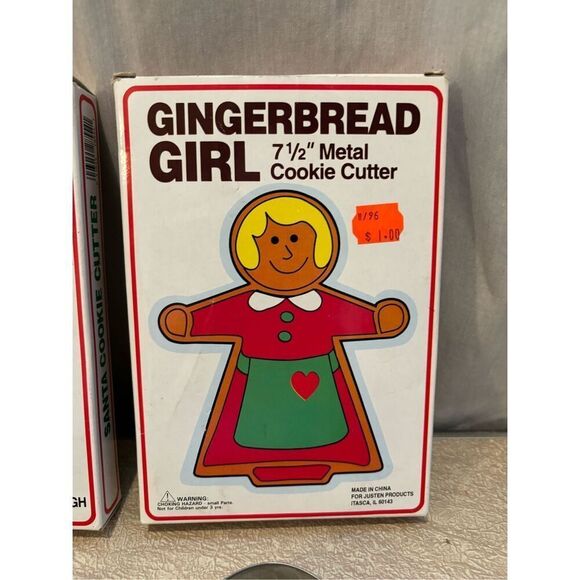 Christmas Cookie Cutters-Mr & Mrs CLAUSE-7” in Box VINTAGE EUC Large - Picture 3 of 5